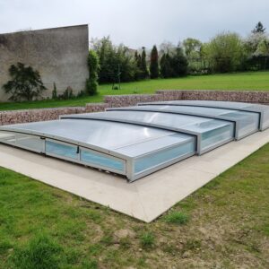 Abri de piscine bas - Piscine & Spas by Carré Vert